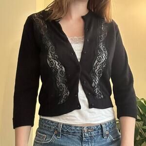 Vintage black lace cutout cropped cardigan with 3/4 sleeves size small